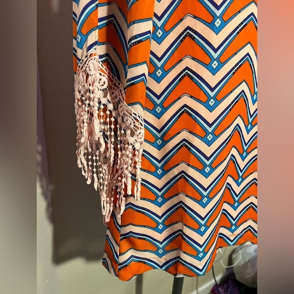 Umgee - orange and blue pattern dress with long sleeve - Picture 3 of 6